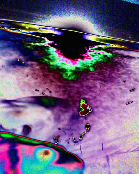 rising in the eye