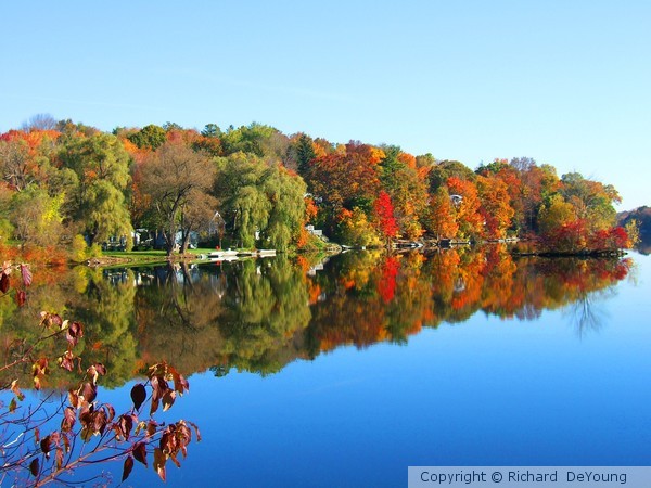 THE LAKE 2