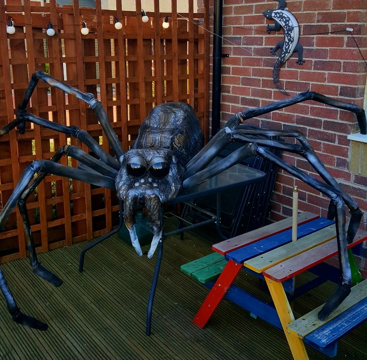 Giant Spider Prop