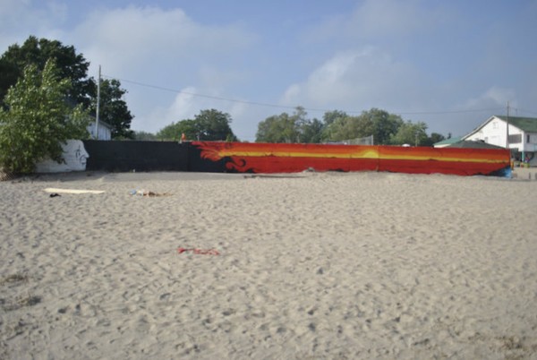Fort Erie's Crystal beach mural  UFO