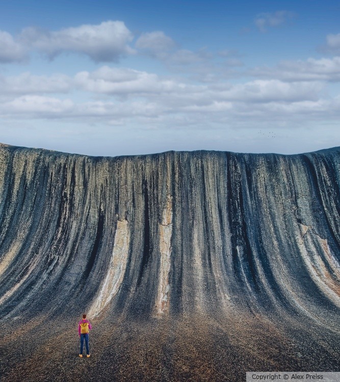 The Wave Rock in Hyden, Western Australia. 4