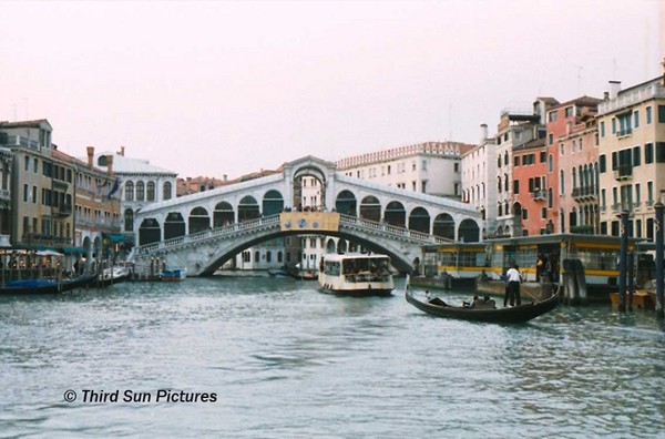 Historic Rialto Bridge