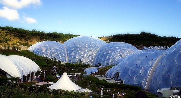 OVERLOOKING EDEN