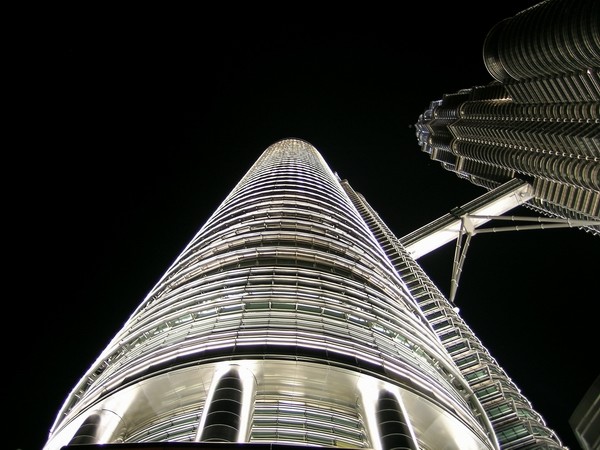petronas 3