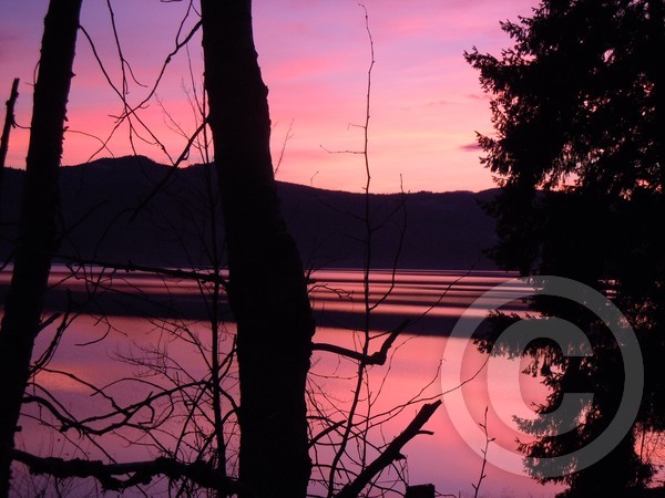 Sun Going down on the beautiful Shuswap