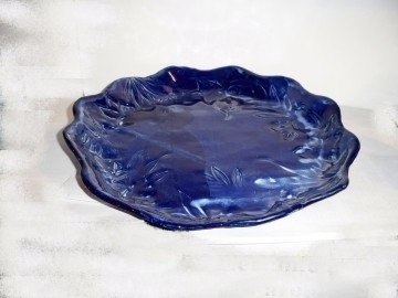 Cobalt Round Sculpted Serving Platter