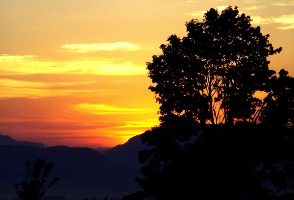 SUNRISE COMING!