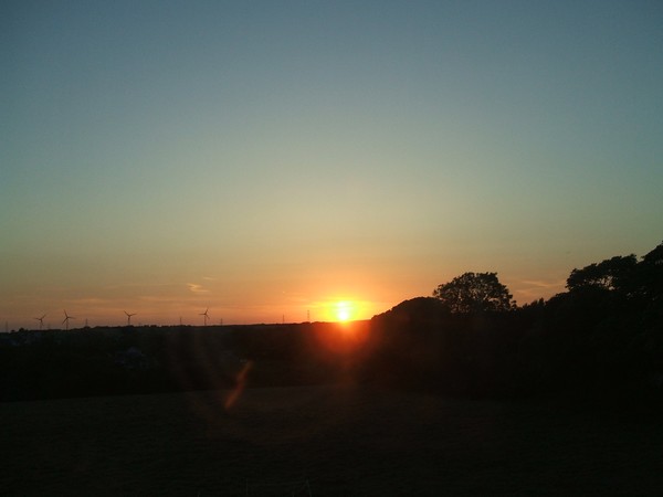 sun set desk 2