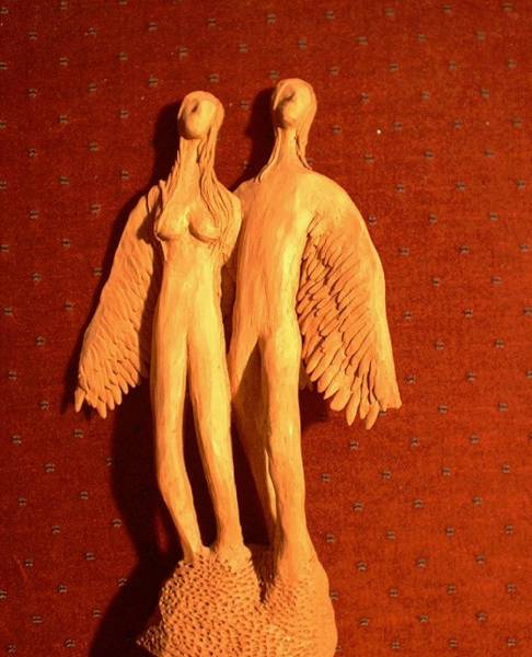 ANGELS ON RED