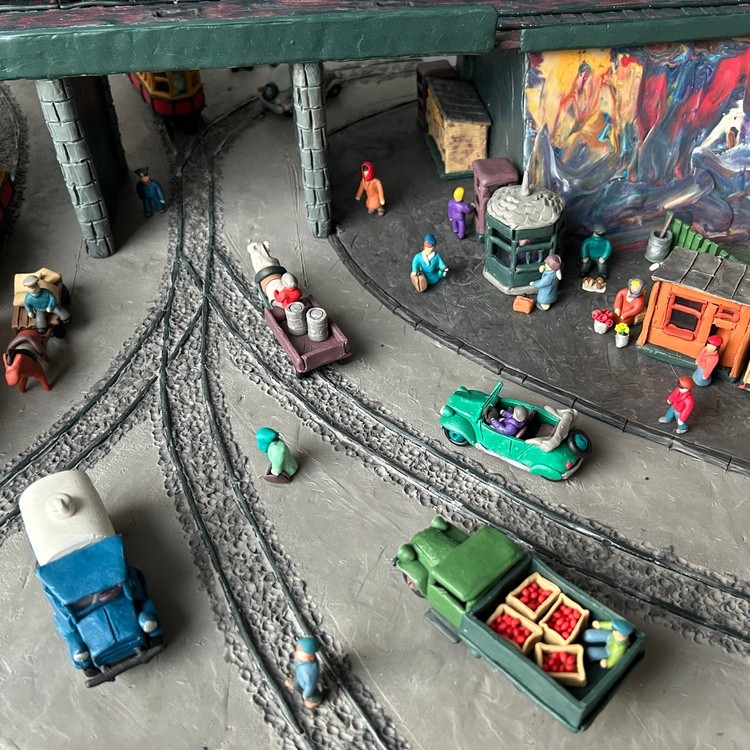 Traffic 2, plasticine, carboard, 70x50x17 cm
