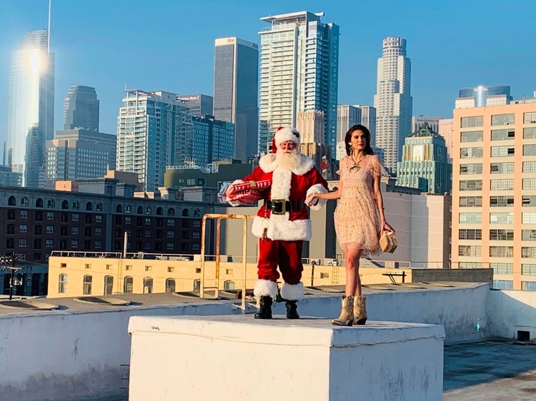 Santa Lofton in USA