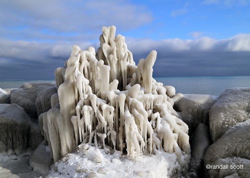 TWISTED ICE