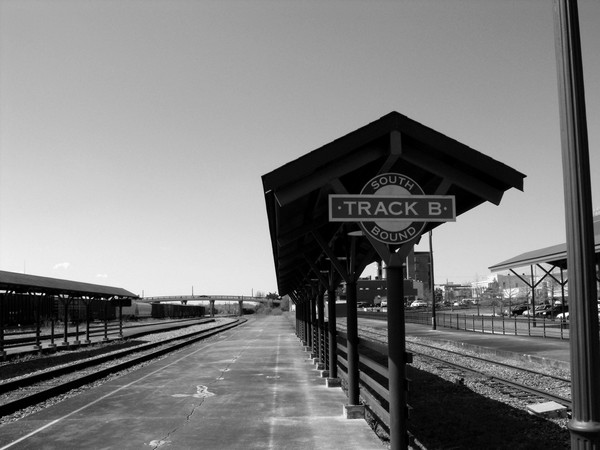 Station platform Meridian Ms