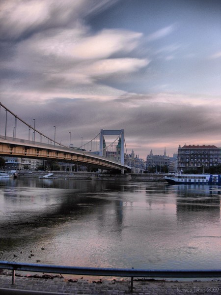 Elizabeth Bridge