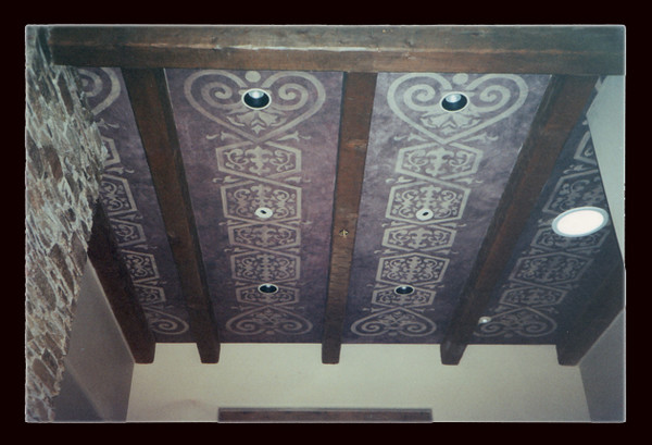 Decorative Scrolling for Ceilings