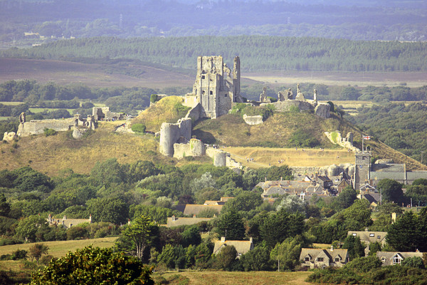 Corfe_Castle_1
