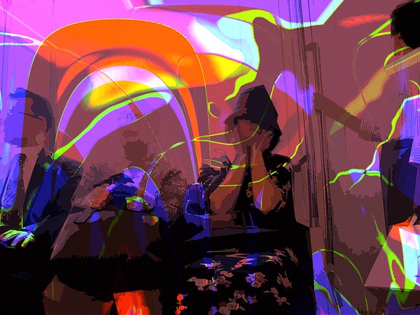 Oooh !  strange, very strange colours or is it me?