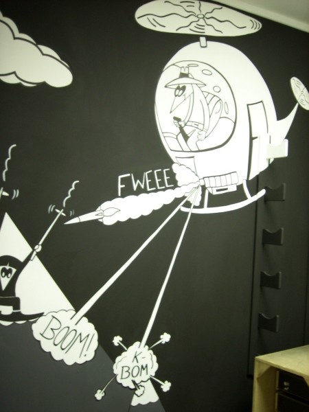 Spy right wall