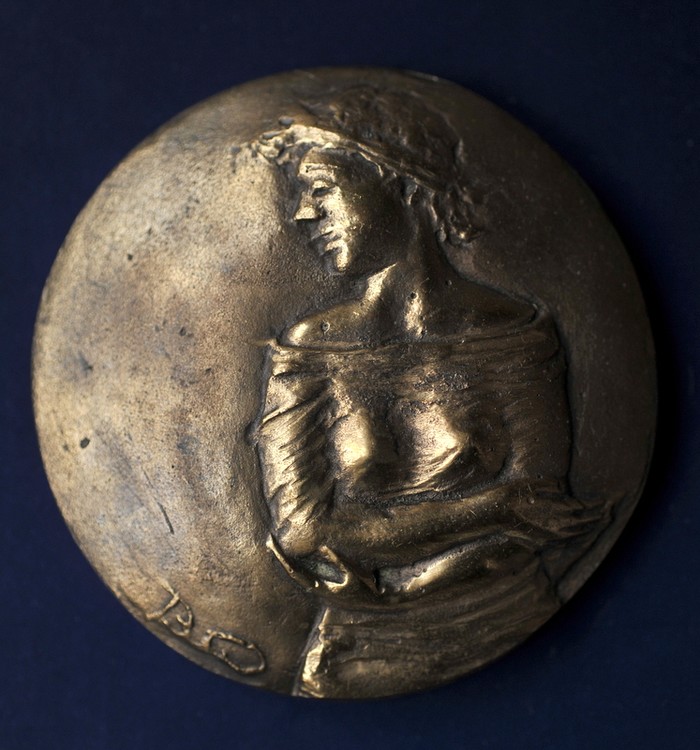 keep back... bronze medal