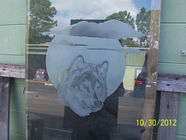 wolf/shower door