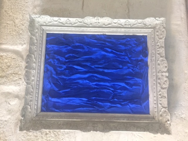 Bleu relief
