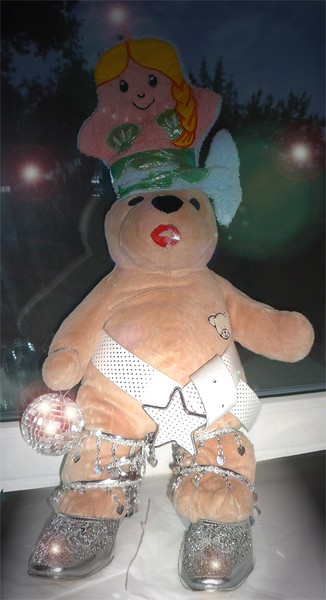 bear in the night club