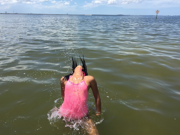 Splash in the Ocean