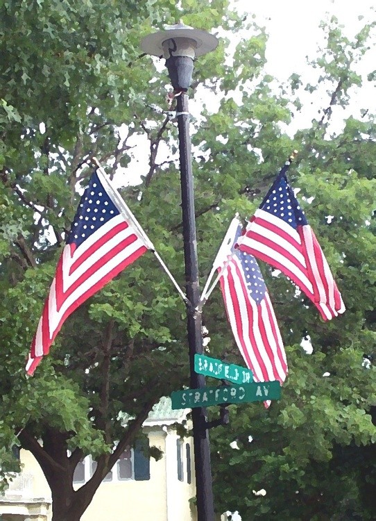 3 flags on stratford