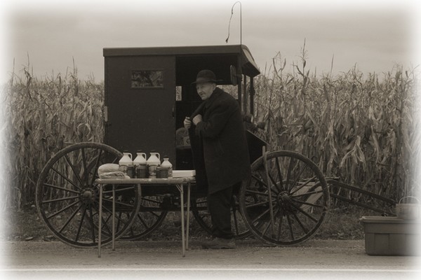 Ol' peddler in St. Jacobs