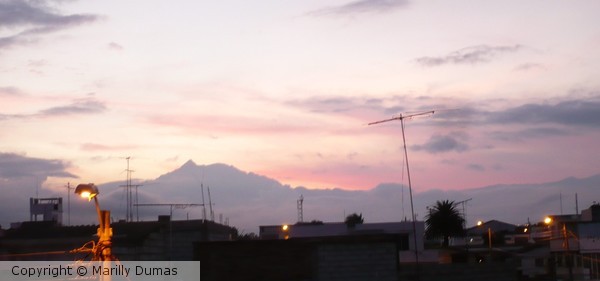 Cotacachi en rosa