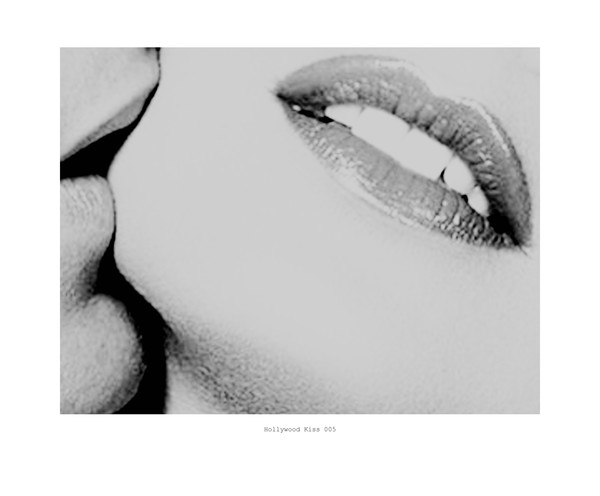 Hollywood Kiss 005
