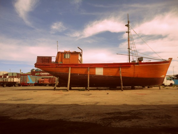 ORANGE SHIP
