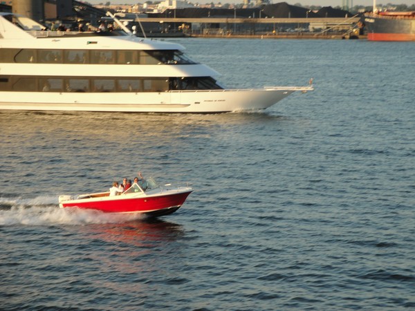 Friendly Boat-a-teers
