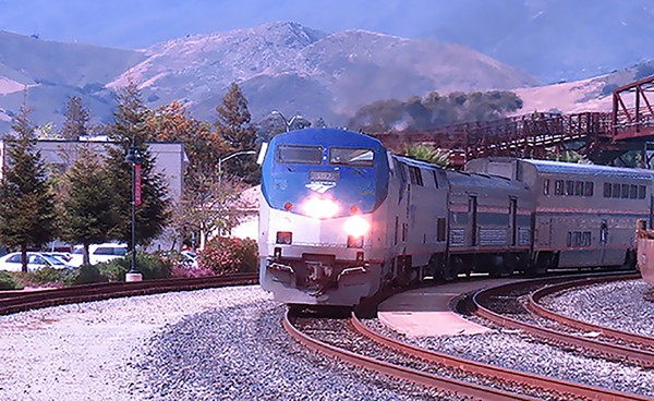 Train Amtrak  P42