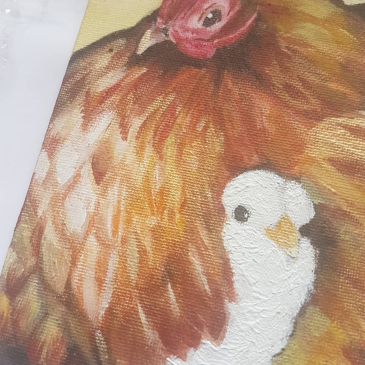 brown chicken mother hen with chick in acrylics on small A5 canvas board 2019 (final piece angle 1)