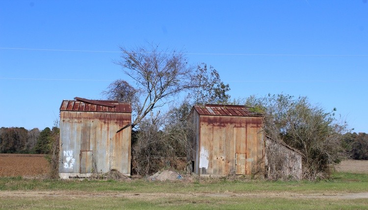 Tobacco Barns
