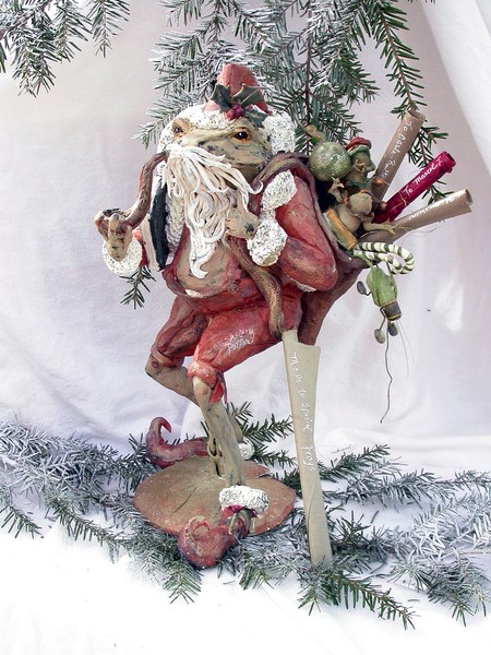 Santa Frog