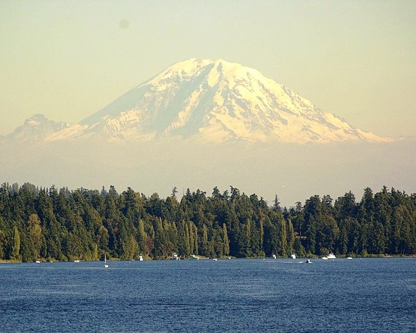 Suspended Mountain