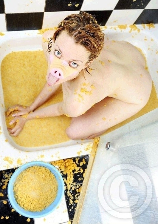 Cornflake pigout 