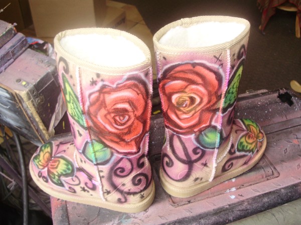Airbrushed UGGS
