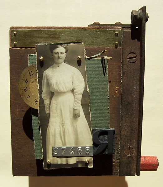 PAPER CUTTER