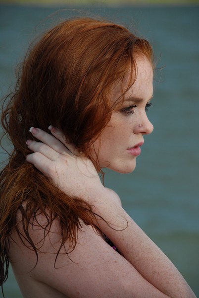 Jeska Right Profile