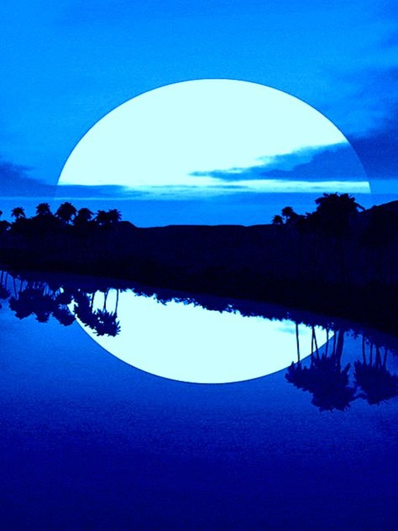 Blue Moon Rules The Sea