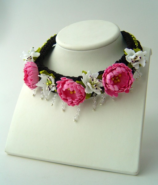 Pink Flowers Necklace