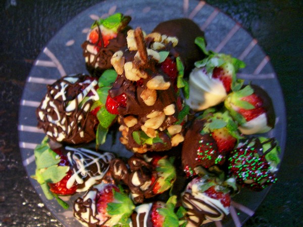 chocolate dipped strawberries 2