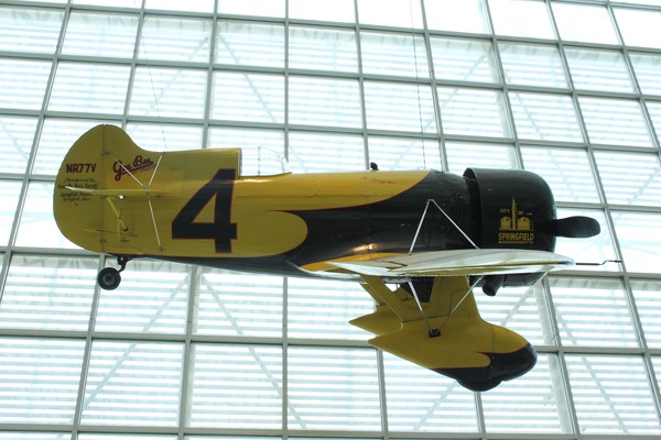 GEE BEE