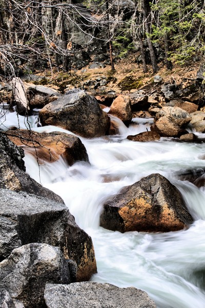 Flowing falls