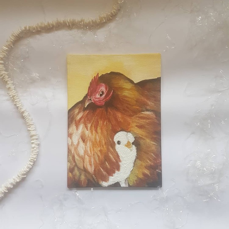 brown chicken mother hen with chick in acrylics on small A5 canvas board 2019 (final piece angle 2