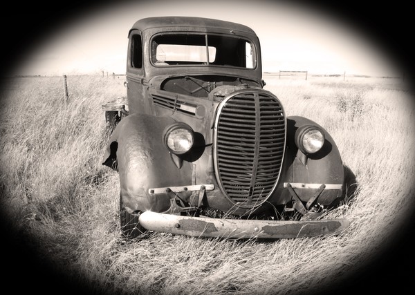 Two Ton Truck Mono-7598