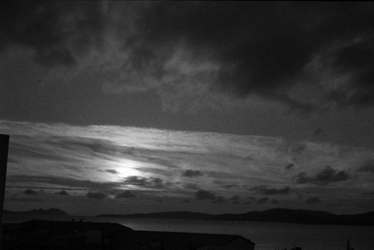 Nubens sobre a Baia de Vigo (Clouds over Vigo Bay)